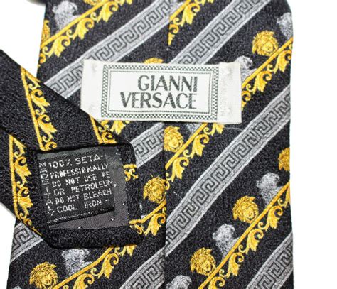 versace krawatte karton|GIANNI VERSACE .